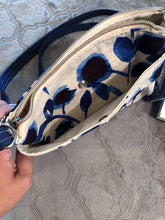Load image into Gallery viewer, Sewl Food Studio Blue Floral Crossbody Purse & Wallet