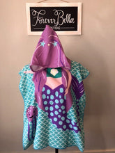 Load image into Gallery viewer, Kids Hooded Towel
