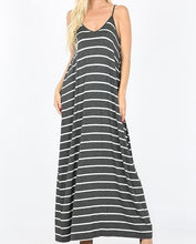 Load image into Gallery viewer, V-neck maxi dress
