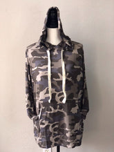 Load image into Gallery viewer, Dusty Camo Lightweight Hoodie
