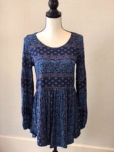 Load image into Gallery viewer, Navy Boho Babydoll Top
