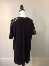 Load image into Gallery viewer, Black Lace Sleeve Top
