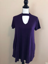 Load image into Gallery viewer, Purple Short Sleeve Choker Neck Top
