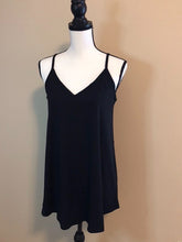 Load image into Gallery viewer, Reversible Black Spaghetti strap Cami
