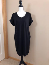 Load image into Gallery viewer, Black Short Sleeve V-neck Dress
