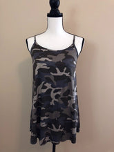 Load image into Gallery viewer, Dusty Camo Reversible Cami
