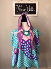 Load image into Gallery viewer, Kids Hooded Towel
