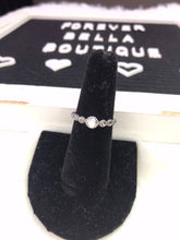 Load image into Gallery viewer, Sterling silver Marcasite Ring-Mother of Pearl
