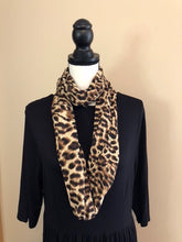 Load image into Gallery viewer, Animal Print Infinity Scarf
