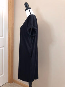 Black Short Sleeve V-neck Dress