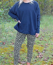 Load image into Gallery viewer, Leopard Leggings/Joggers
